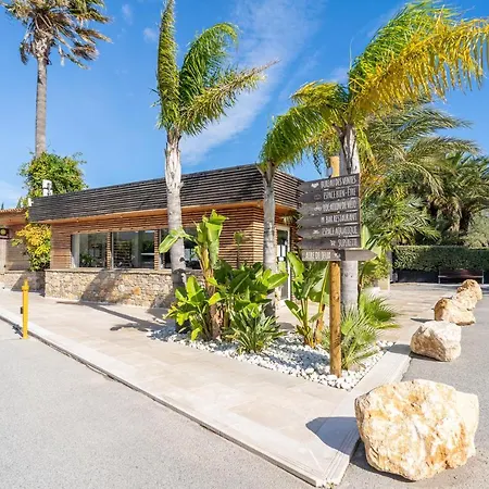 Camping Maeva Respire Ecolodge L'etoile D'argens Fréjus