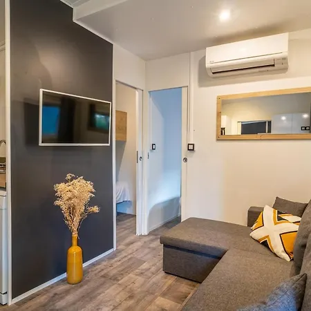 Camping Maeva Respire Ecolodge L'etoile D'argens Fréjus