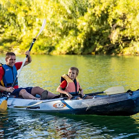 Camping Maeva Respire Ecolodge L'etoile D'argens Kemping 5*