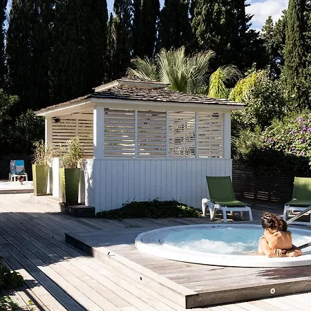 Camping Maeva Respire Ecolodge L'etoile D'argens Kemping