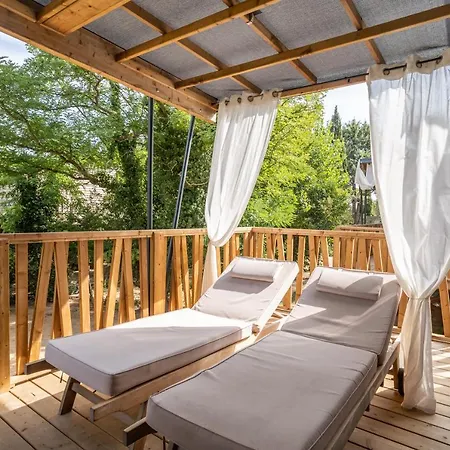 Kemping Camping Maeva Respire Ecolodge L'etoile D'argens 5*