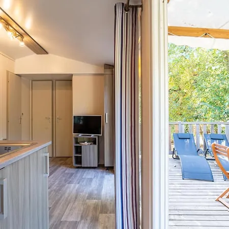 Camping Maeva Respire Ecolodge L'etoile D'argens Kemping 5*